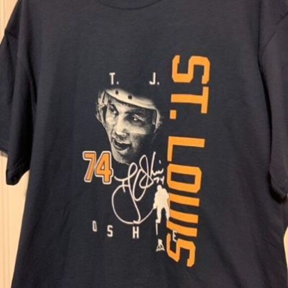 St. Louis Blues T.J. Oshie Size XL T-Shirt *New* - Picture 2 of 4